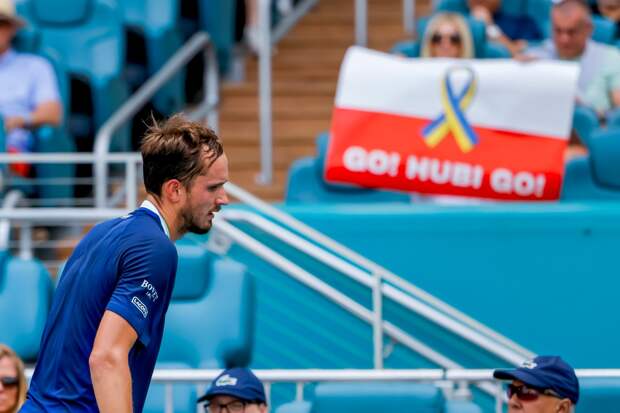 Андрей Чесноков: Медведев отлично сыграл на траве, я бы назвал его претендентом на Уимблдон