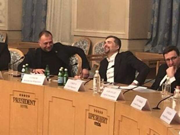 Провластные националисты активизируются под присмотром Суркова