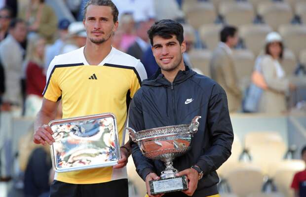 Зверев все-таки боец, а Алькарас — гений! Финалисты «Ролан Гаррос» оказались достойны друг друга