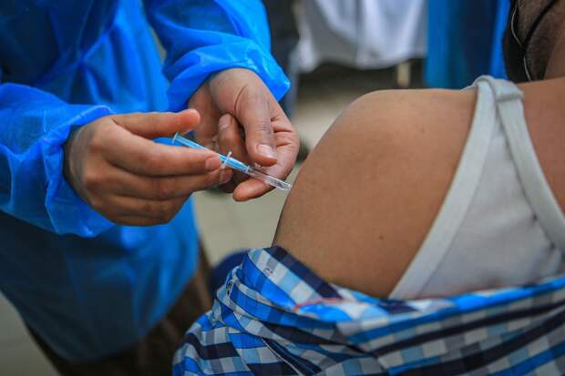 Казахстан изменил правила вакцинации «Спутником»