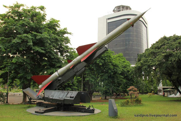 Музей вооруженных сил в Джакарте - ПВО и прочее