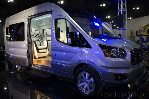 Роскошный фургон Ford Transit Skyliner (Форд Транзит Скайлайнер)