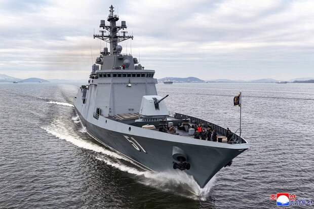 На Западе предрекли сложности с новым эсминцем КНДР