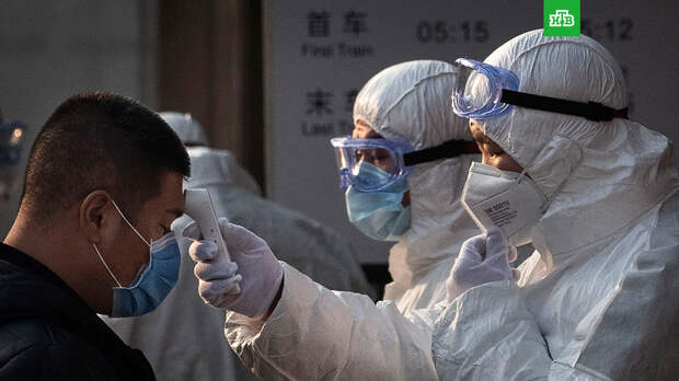 В Китае заявили об усилении способности коронавируса к передаче