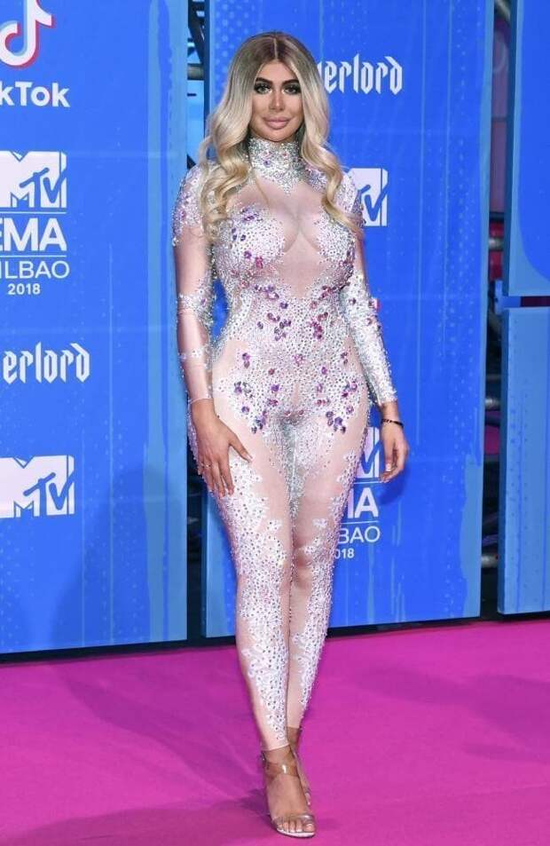 Премия MTV оказалась на редкость пошлой и аляповатой Премия MTV оказалась на редкость пошлой и аляповатой