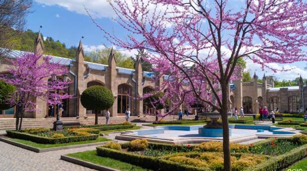 Пять городов на юге России, куда весна приходит раньше