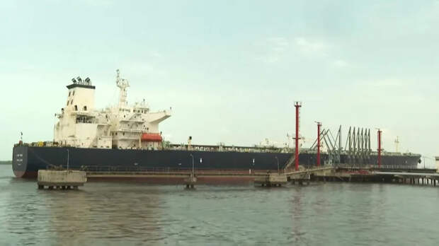 The Economist: Китай обеспечивает Ирану мощный поток денег для КСИР