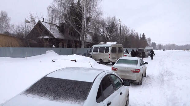 Угодили в «Царскую империю»: как искали попавших в секту сестер Марину и Ирину