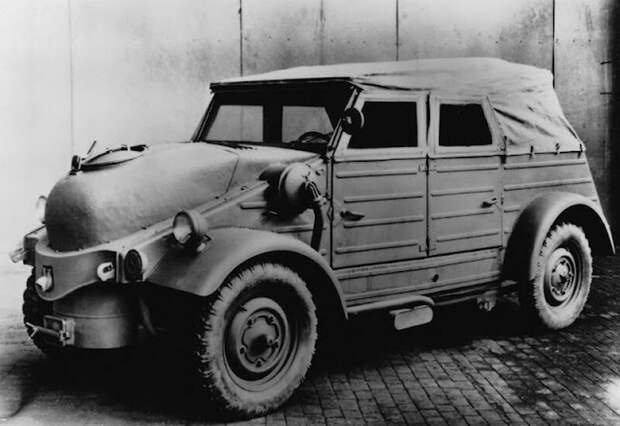 Когда машины ездили на дровах: 18 фото удивительных дровомобилей