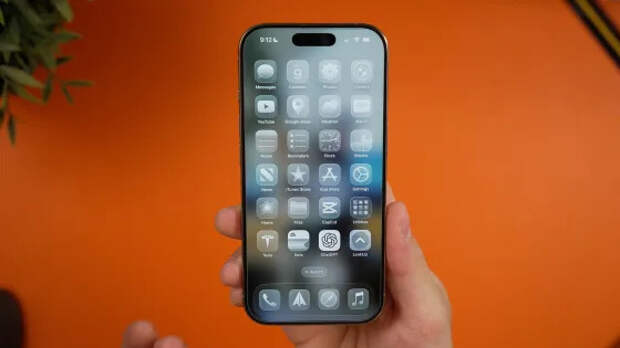 Пользователи раскритиковали новый «стеклянный» дизайн Apple за неудобство