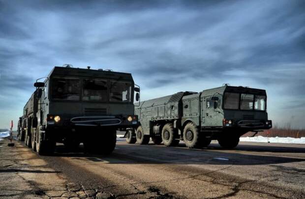 Российская армия получила комплект ракетного комплекса «Искандер-М» Российская армия получила комплект ракетного комплекса «Искандер-М»
