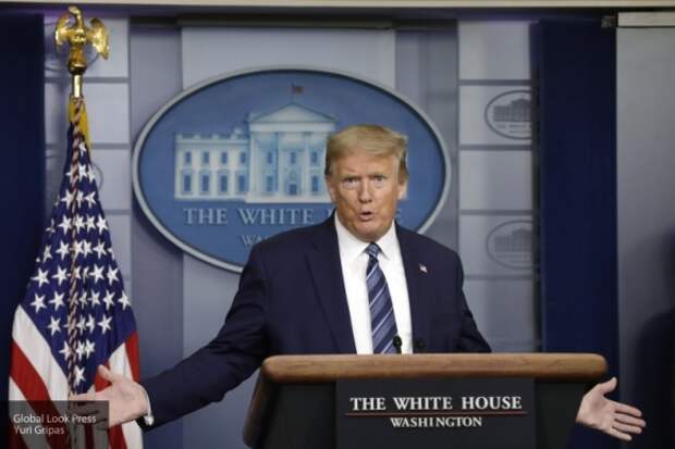 СМИ: лекарство Трампа от COVID-19 разработали на основе крови сингапурцев СМИ: лекарство Трампа от COVID-19 разработали на основе крови сингапурцев