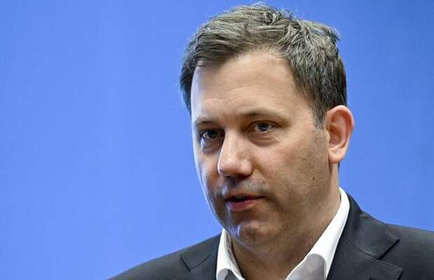 Клингбайль: американцы сами больше всего страдают от пошлин, введенных Трампом