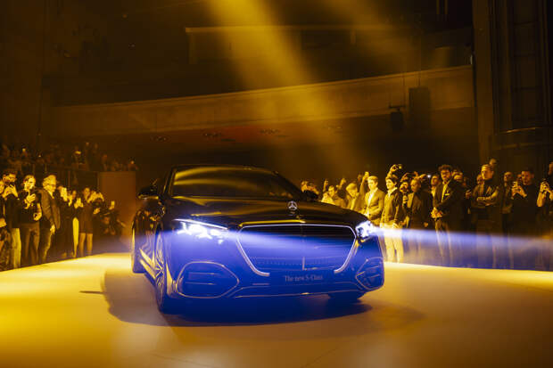 Новое поколение флагманского Mercedes-Benz S-класса