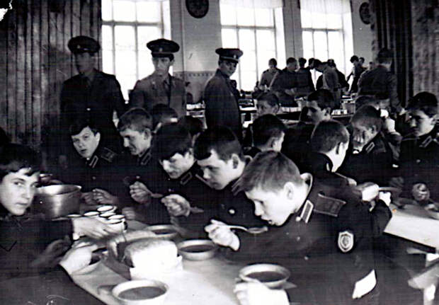 Перловка: почему она была главным блюдом в советской армии