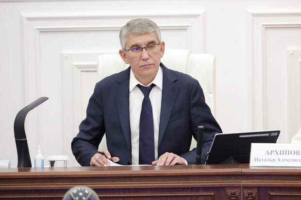 В Туле обсуждают завершение отопительного сезона и ямочный ремонт дорог к 9 мая