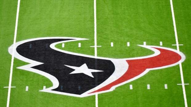 Texans Serving The Weirdest Concoction Of A Snack We’ve Ever Seen