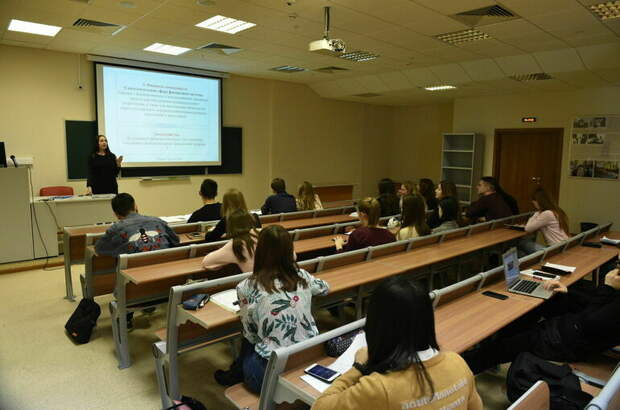 Соцстипендии студентов предложили защитить от взысканий.