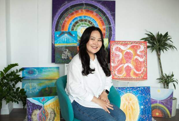 В якутской галерее «Үргэл» открылась выставка о становлении шамана