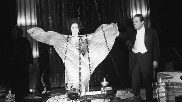 Представитель цирка на Цветном бульваре Никулин пожелал сил родным иллюзиониста Кио