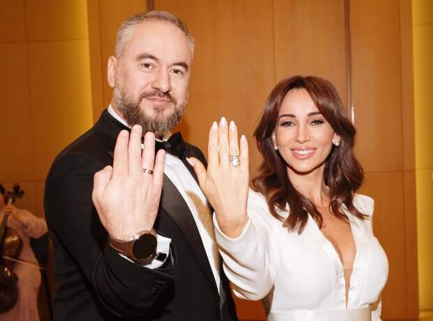 Муж Анфисы Чеховой Златопольский заработал на кинокомпании 1,7 млн рублей за год