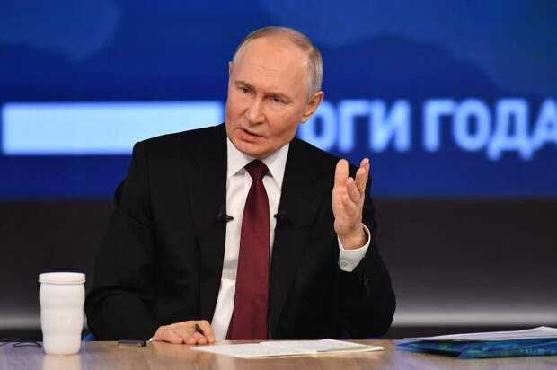 Нам повезло, что у нас есть Путин. А ему - что у него есть мы, великий многонациональный русский народ