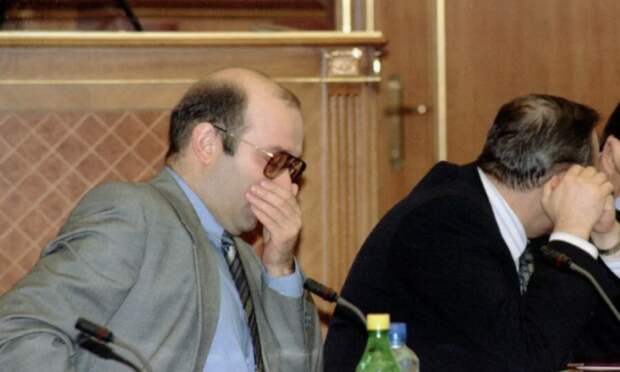 Ельцинский министр-банкир уверяет, что отток капитала из России остановлен