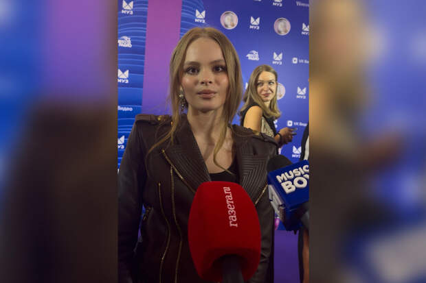 Певица Милана Стар призналась, что мечтает спеть с МакSим и Лазаревым