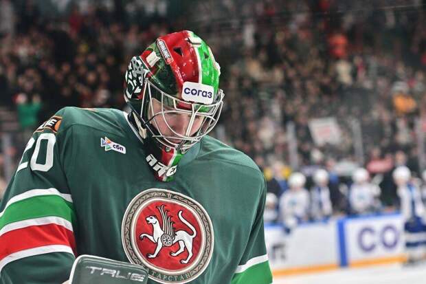 Голкипер «Ак Барса» Максим Арефьев отреагировал на упущенный «сухарь» в игре с «Барысом»