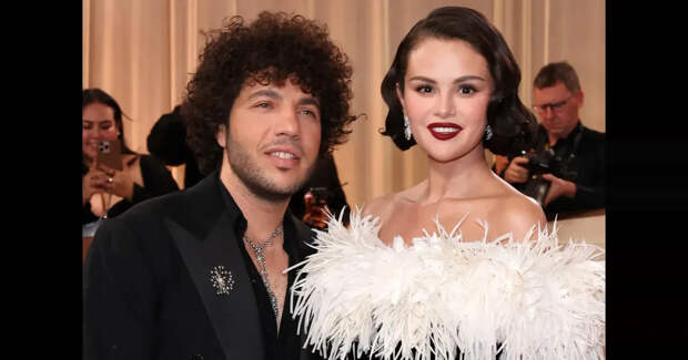 "Золотой глобус — 2026": Селена Гомес и Бенни Бланко на красной дорожке