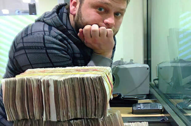 Закончился срок вклада. Почему нужно заказывать деньги, если дата известна заранее?