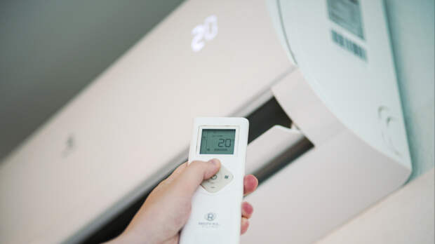 Бактерии в гости: чем опасен запуск кондиционера после зимнего простоя