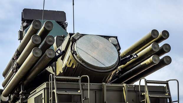 Собянин: Силами ПВО пресечена атака еще одного беспилотника, летевшего на Москву