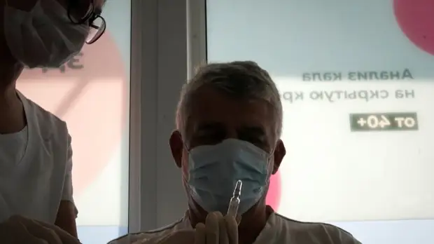 Мурашко рассказал о вакцинации от COVID-19 среди людей старше 60 лет