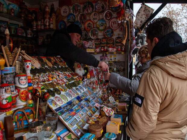 В Тюмени ищут продавцов в киоски-домики на Дзержинского