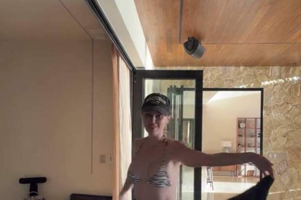 «Там я себя чувствую, как дома»: Виктория Боня в бикини раскрыла секреты личной жизни дочери