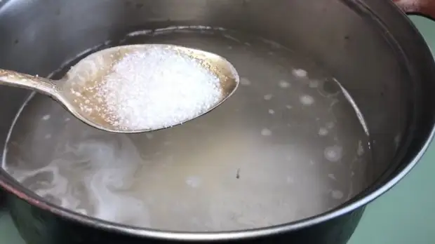 Как без усилий отмыть многолетний нагар реально за 10 минут