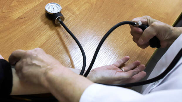 Всех записать в гипертоники? Почему давление 130 на 80 стало нормой для врачей