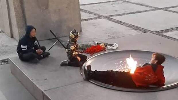 Кадр из видео / 