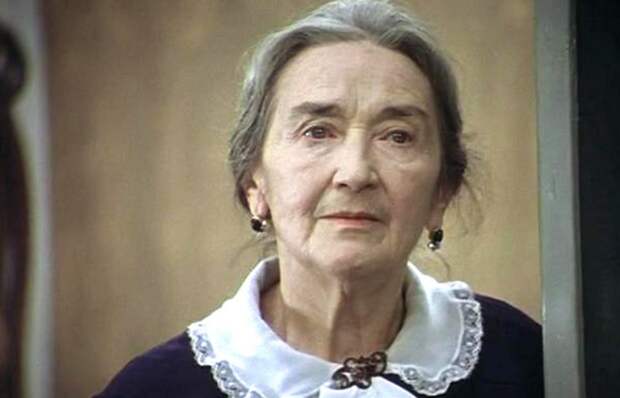 Трагедия в глазах: как Любовь Добржанская, потерявшая троих мужей, обрела народную любовь лишь после 60 лет