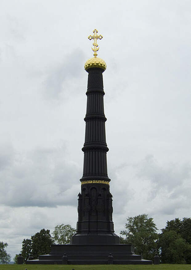 Файл:Kulikovo pole - monument.jpg