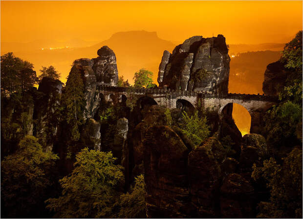 Старинные загадочные мосты со всего мира - 40 фото - 25
