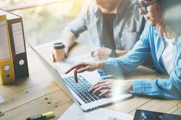 Что делают умные люди, чтобы научиться инвестициям