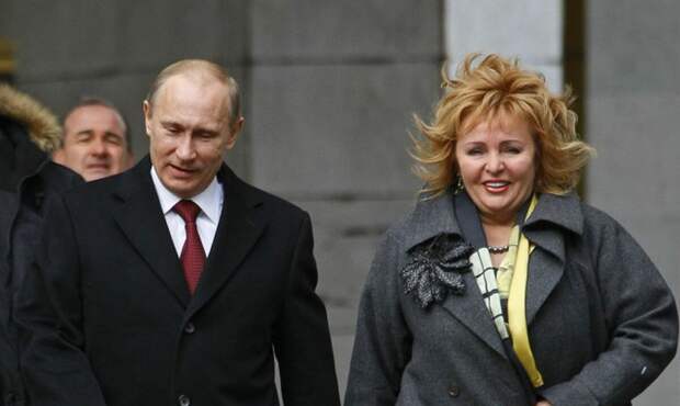 Экс-супруга Путина грабит трудовой народ!