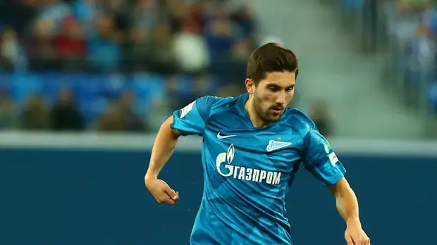 Селихов поддержал потерявшего отца Сутормина