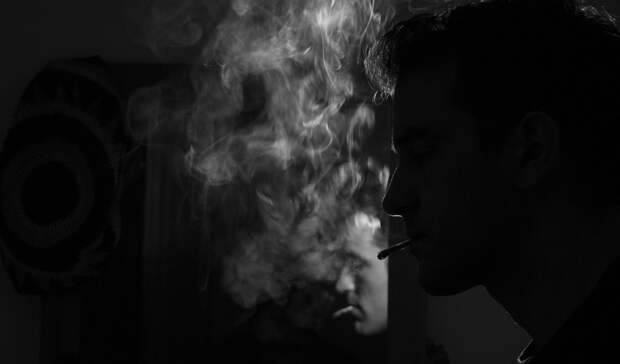 Житель Карелии избил своего знакомого за наркотики