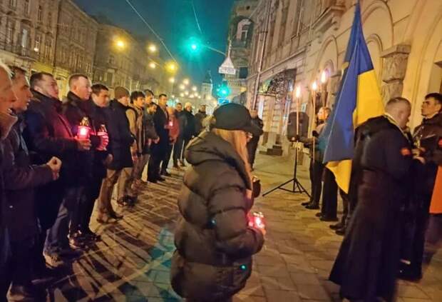 Националистическая акция в память погибших террористов ОУН во Львове