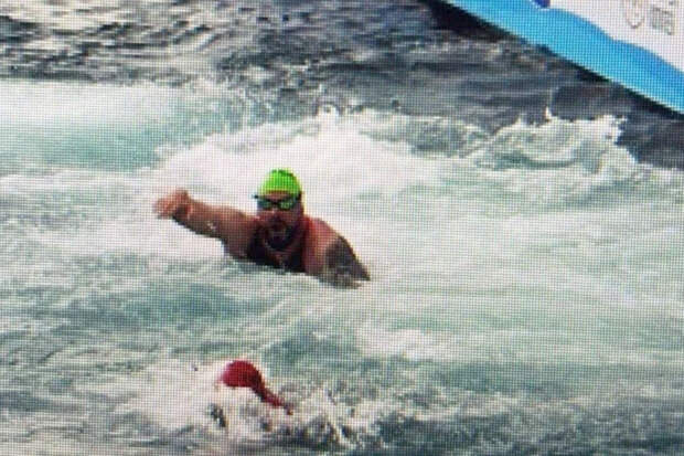 Поиски пропавшего пловца Свечникова прекращены, следствие продолжается