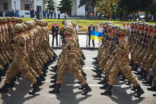 На Украине заявили, что армия может взять Донецк и Луганск при наличии такого приказа На Украине заявили, что армия может взять Донецк и Луганск при наличии такого приказа