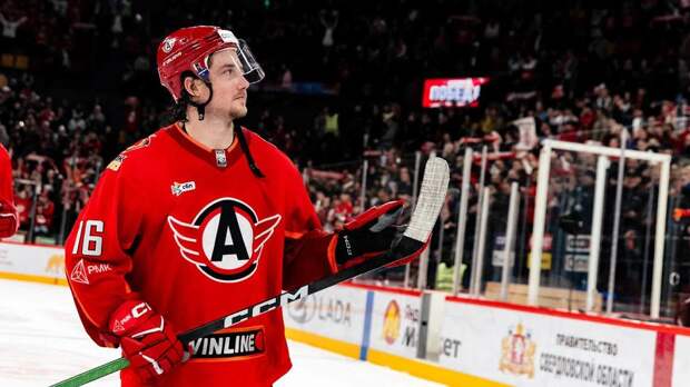 «Он подвел клуб, тренера и болельщиков», – директор «Автомобилиста» высказался о ситуации с Ридом Буше